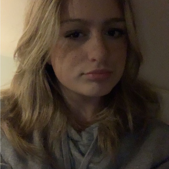 Meet your Posher, Leah - Picture 1 of 1